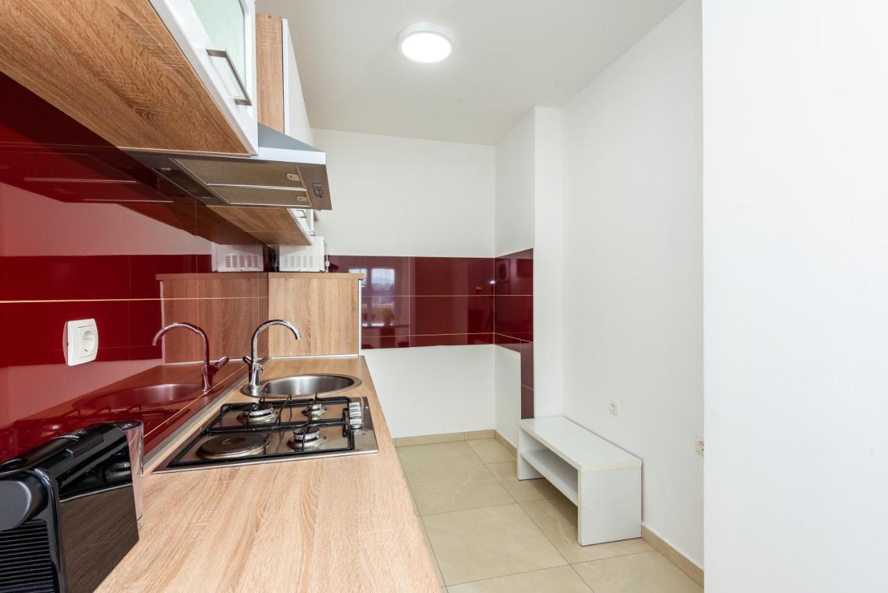 Apartment Tina Ploce  Exterior foto