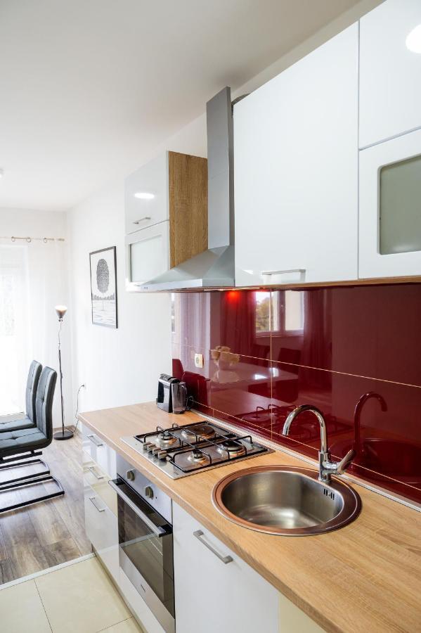 Apartment Tina Ploce  Exterior foto